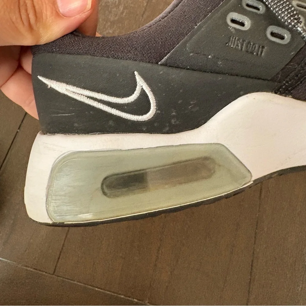 Nike Black White Airmax Bella TR 4 Kids Shoes Sneakers Athletic Neutral‎
